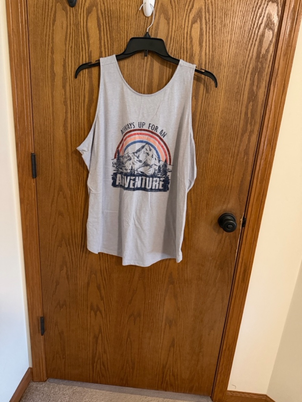 Maurices Light Gray Graphic Tank Top with Navy Print